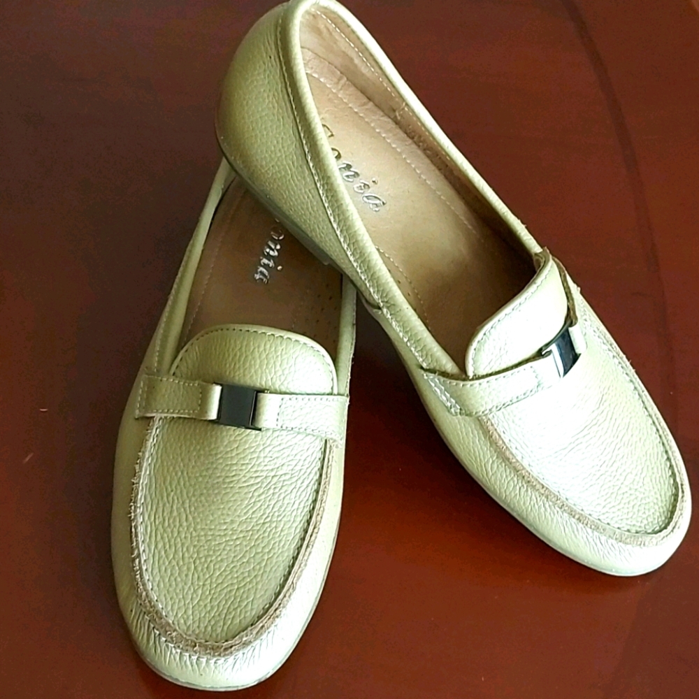 Sonia loafer